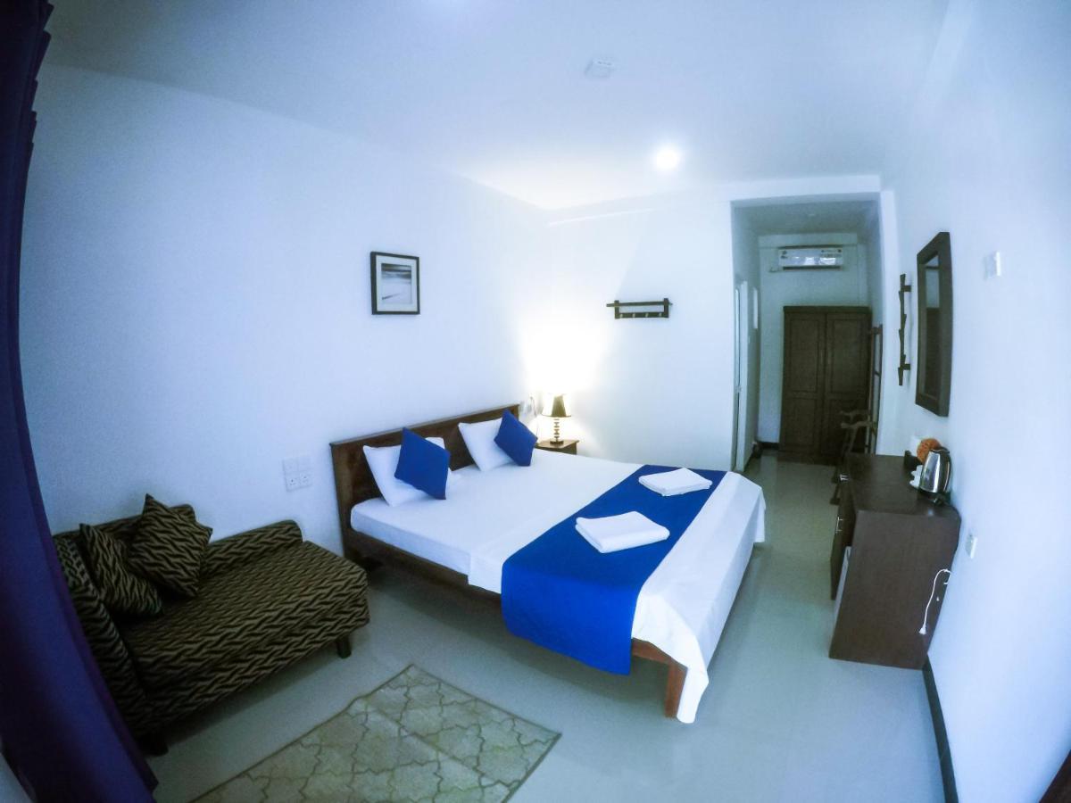 Mirissa Blue Whale Holiday Hotel Kültér fotó