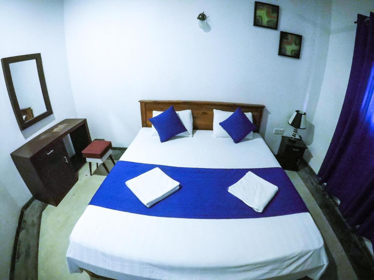 Mirissa Blue Whale Holiday Hotel Kültér fotó