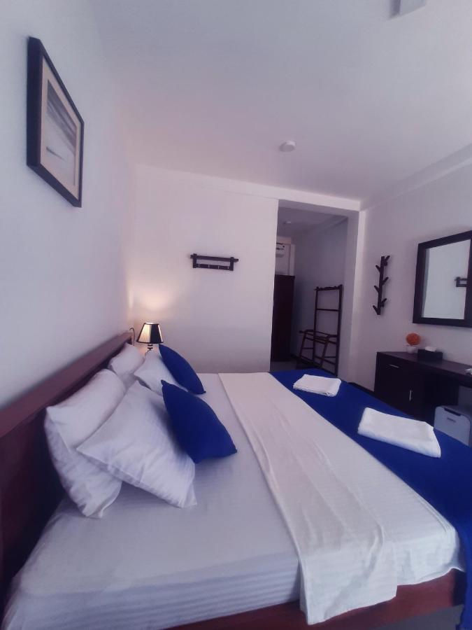 Mirissa Blue Whale Holiday Hotel Kültér fotó